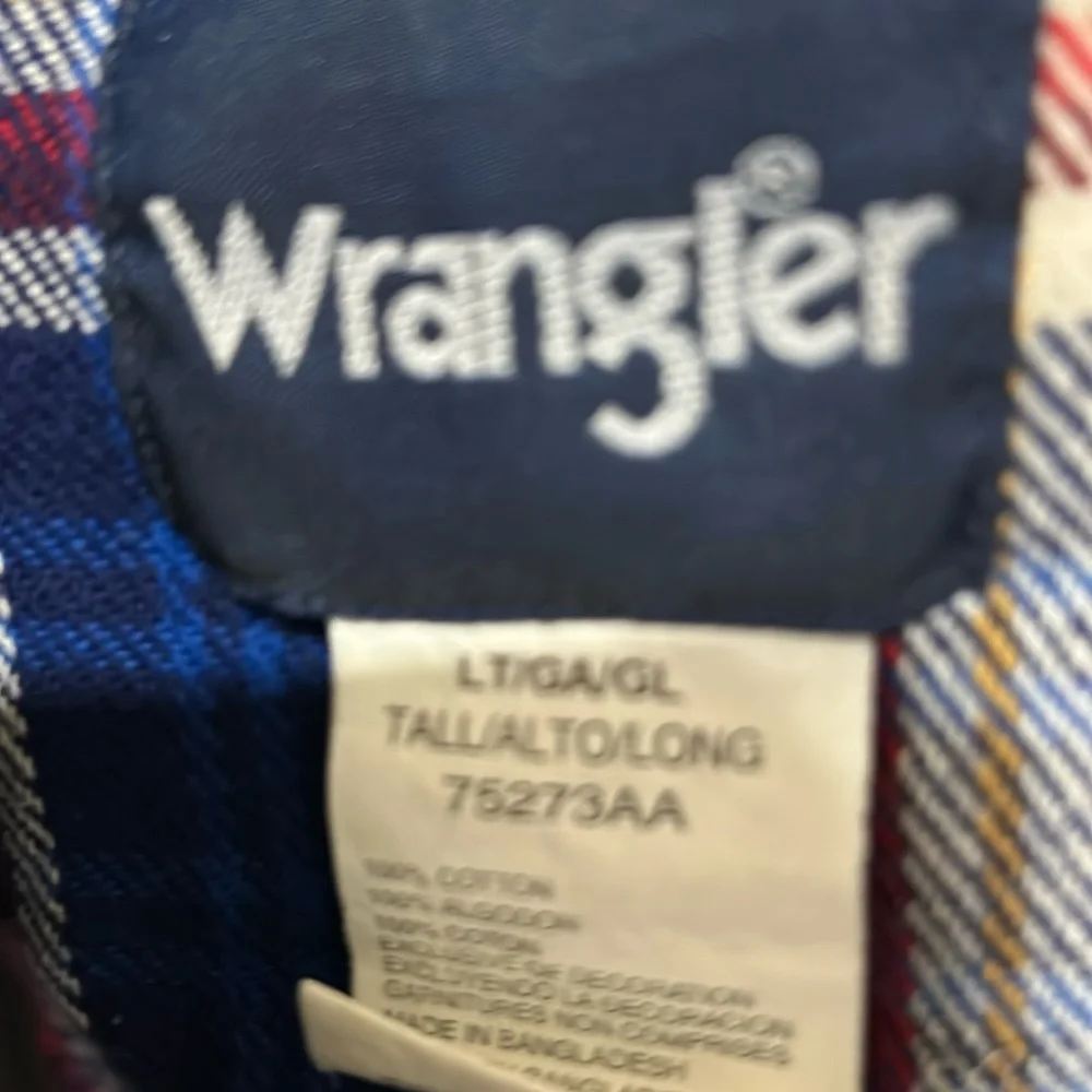 Wrangler Colorful Plaid shacket snap Button-Up Shirt - Picture 4 of 5